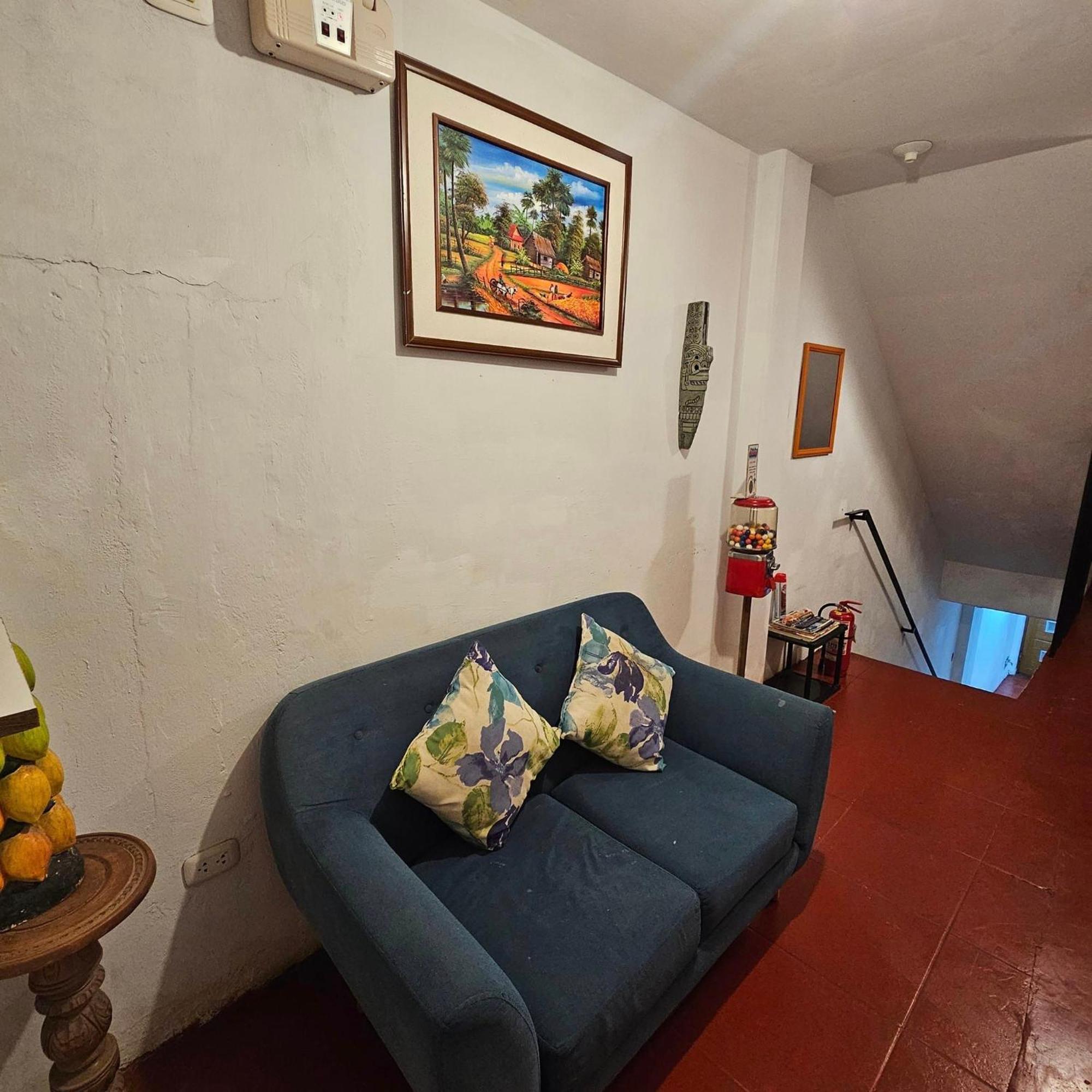 Lima Airport Hostel With Free Airport Pick Up Callao Exterior photo