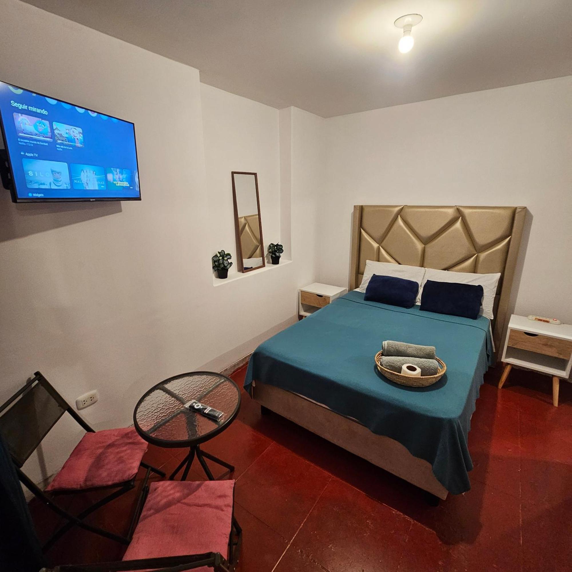 Lima Airport Hostel With Free Airport Pick Up Callao Exterior photo